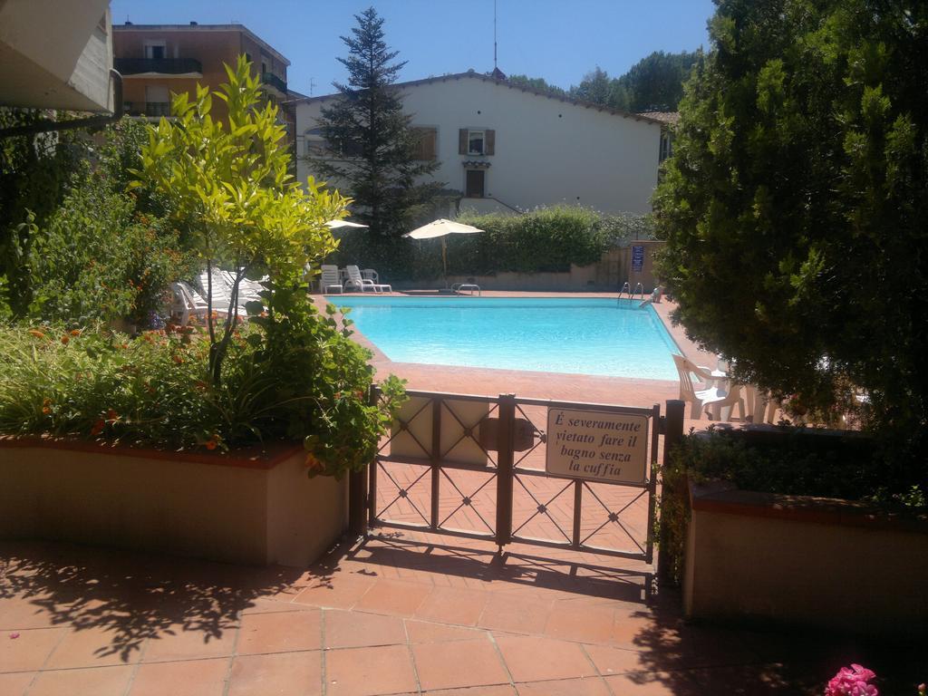 Porto Azzuro Apartment 6 Beds Porto Azzurro Bilik gambar