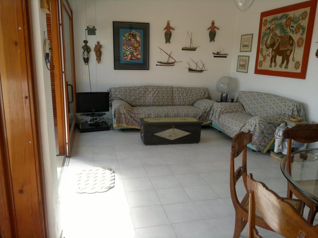 Porto Azzuro Apartment 6 Beds Porto Azzurro Luaran gambar